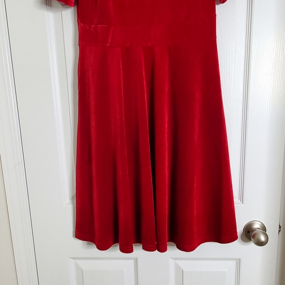 Ranphee Ruffle Sleeve Bow Tie Neck Velvet Dress - Picture 3 of 15